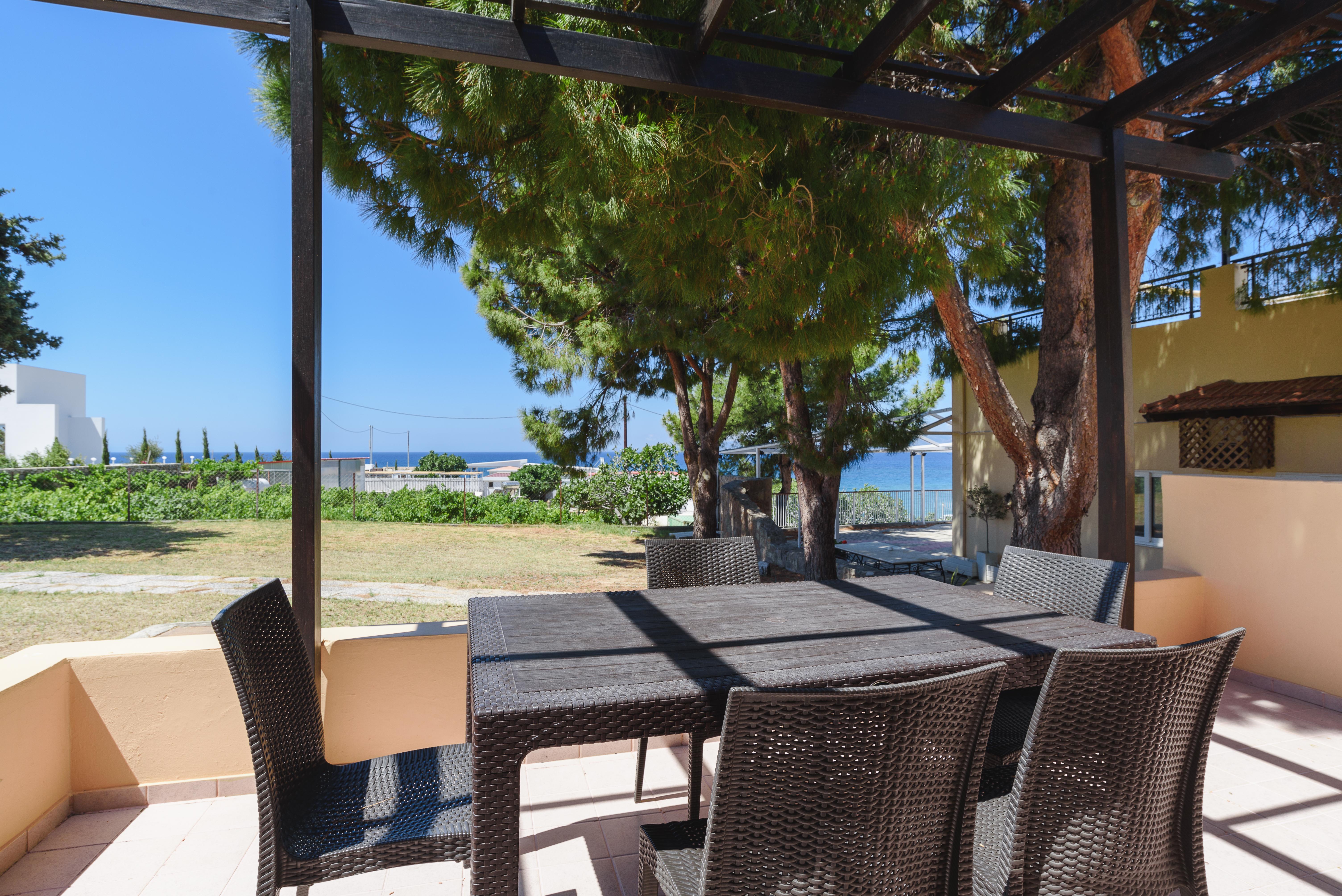 Matina Pefkos Aparthotel Pefki  Exterior photo